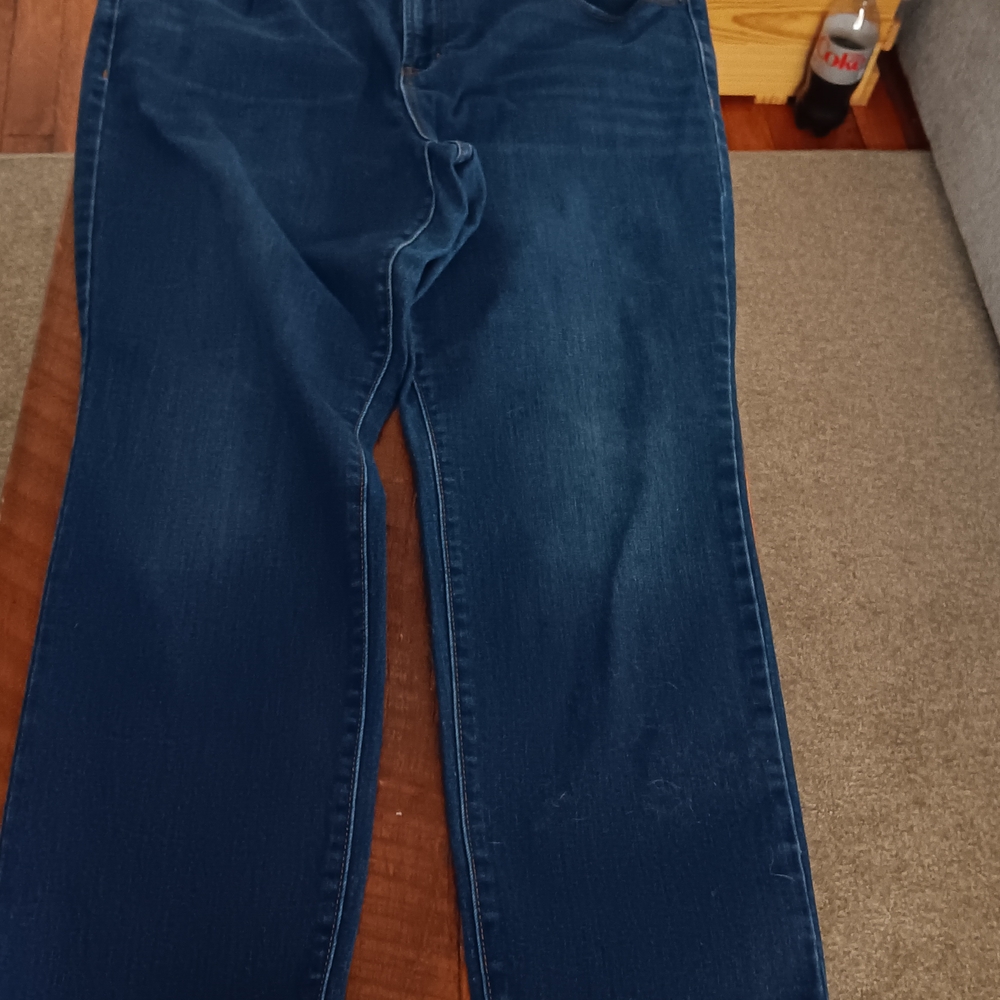 Old Navy Women's Straight Leg Jeans in Deep Blue